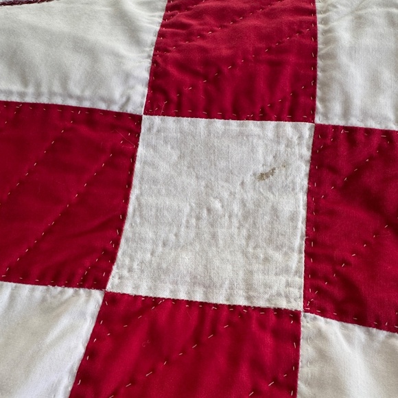 Vintage 70s Holly Hobbie handmade quilt, twin size bed quilted comforter - Picture 9 of 9